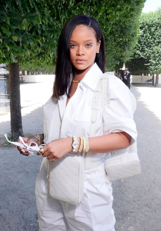 Rihanna - Louis Vuitton Show Spring Summer 2019 in Paris 06/21/2018