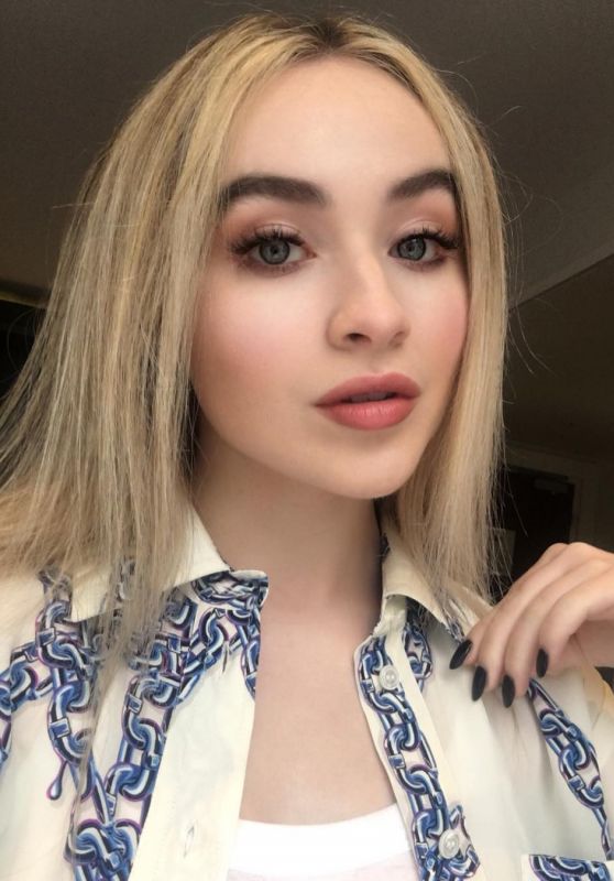 Sabrina Carpenter - Social Media 06/11/2018