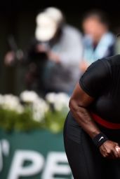 Serena Williams - Leaves Her Hotel in Paris 05/31/2018