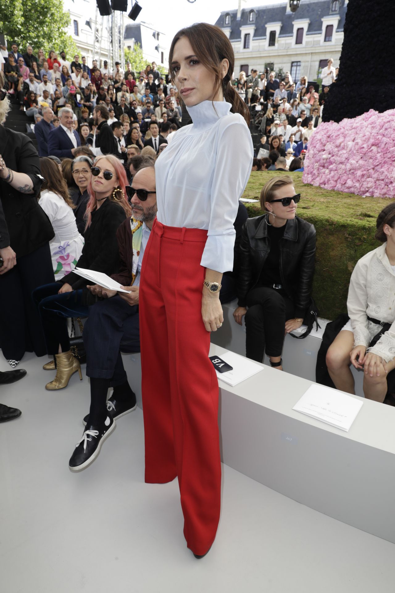 Victoria Beckham – Dior Homme Show SS19 in Paris 06/23/2018 • CelebMafia