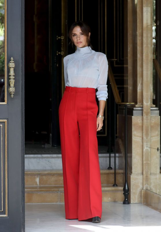 Victoria Beckham - Leaving Her Hotel in Paris 06/23/2018 • CelebMafia