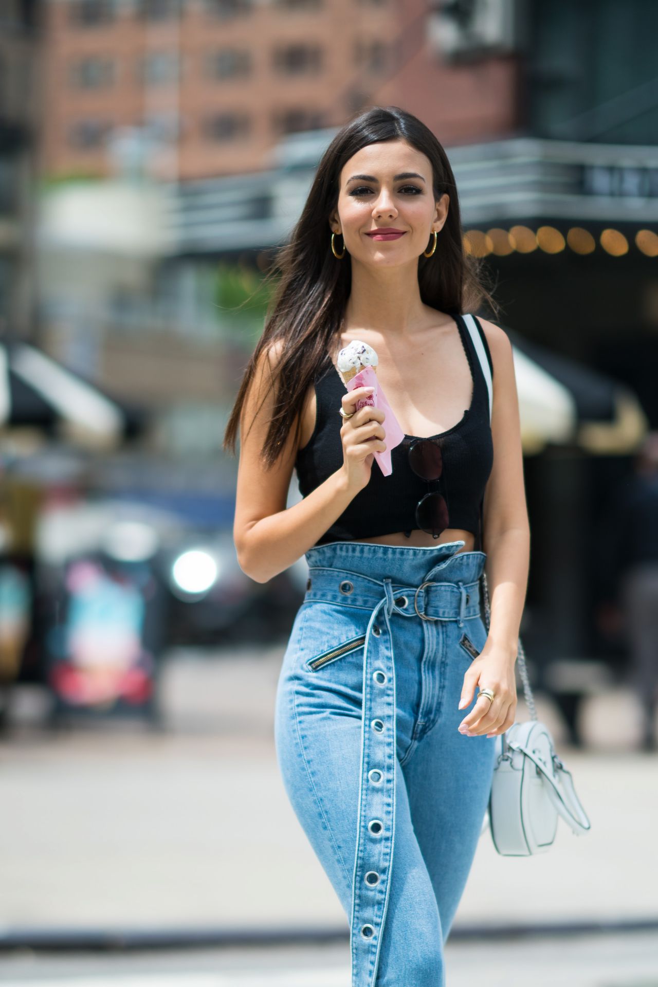 Victoria Justice Eats Ice Cream - New York City 06/22/2018 • CelebMafia