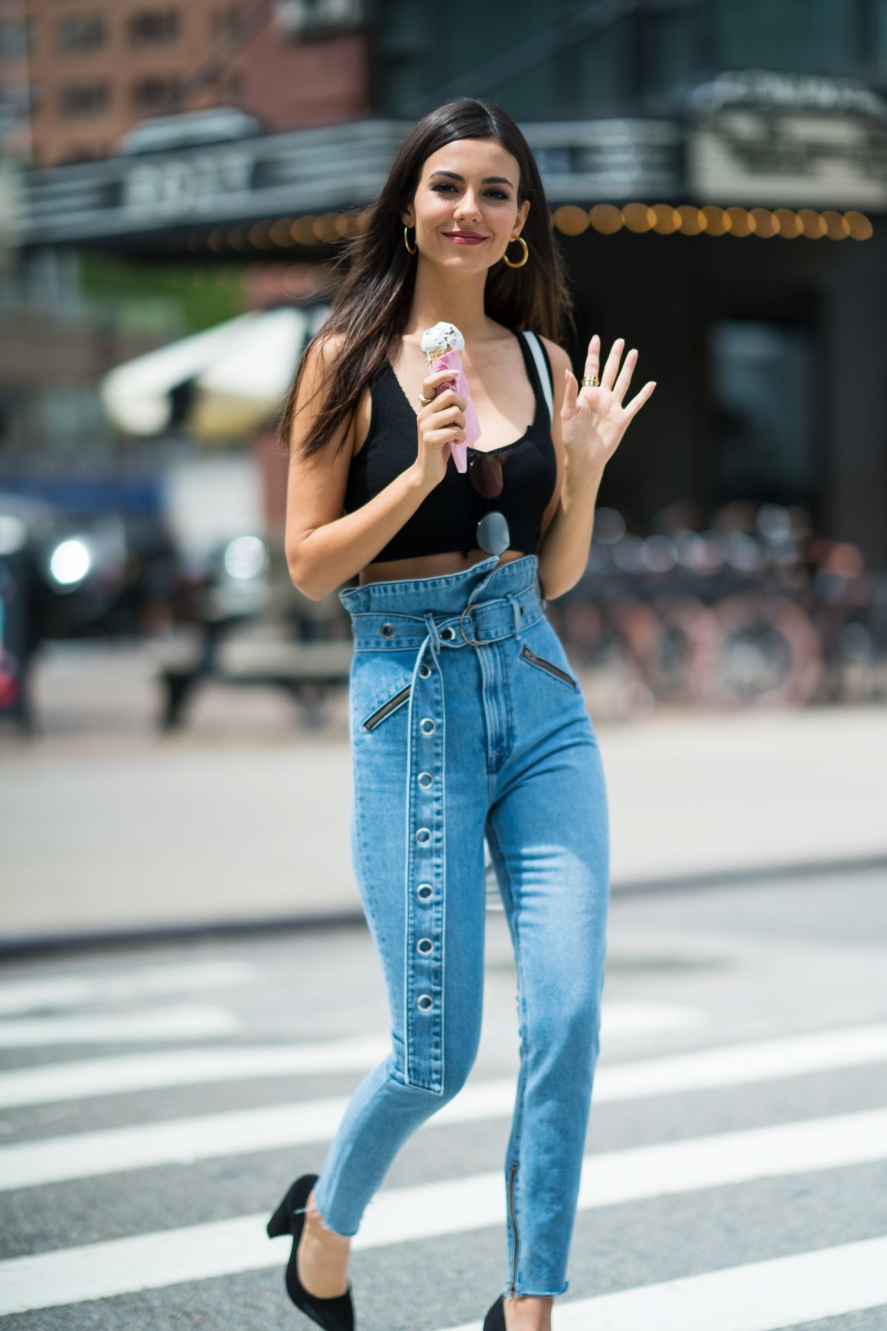 Victoria Justice Eats Ice Cream - New York City 06/22/2018 • CelebMafia