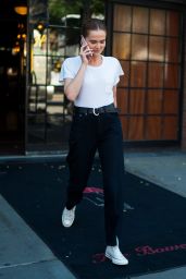 Zoey Deutch - Leaving Her Hotel in New York City 06/21/2018