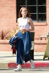 Zoey Deutch Street Style - Out in Los Angeles 06/07/2018