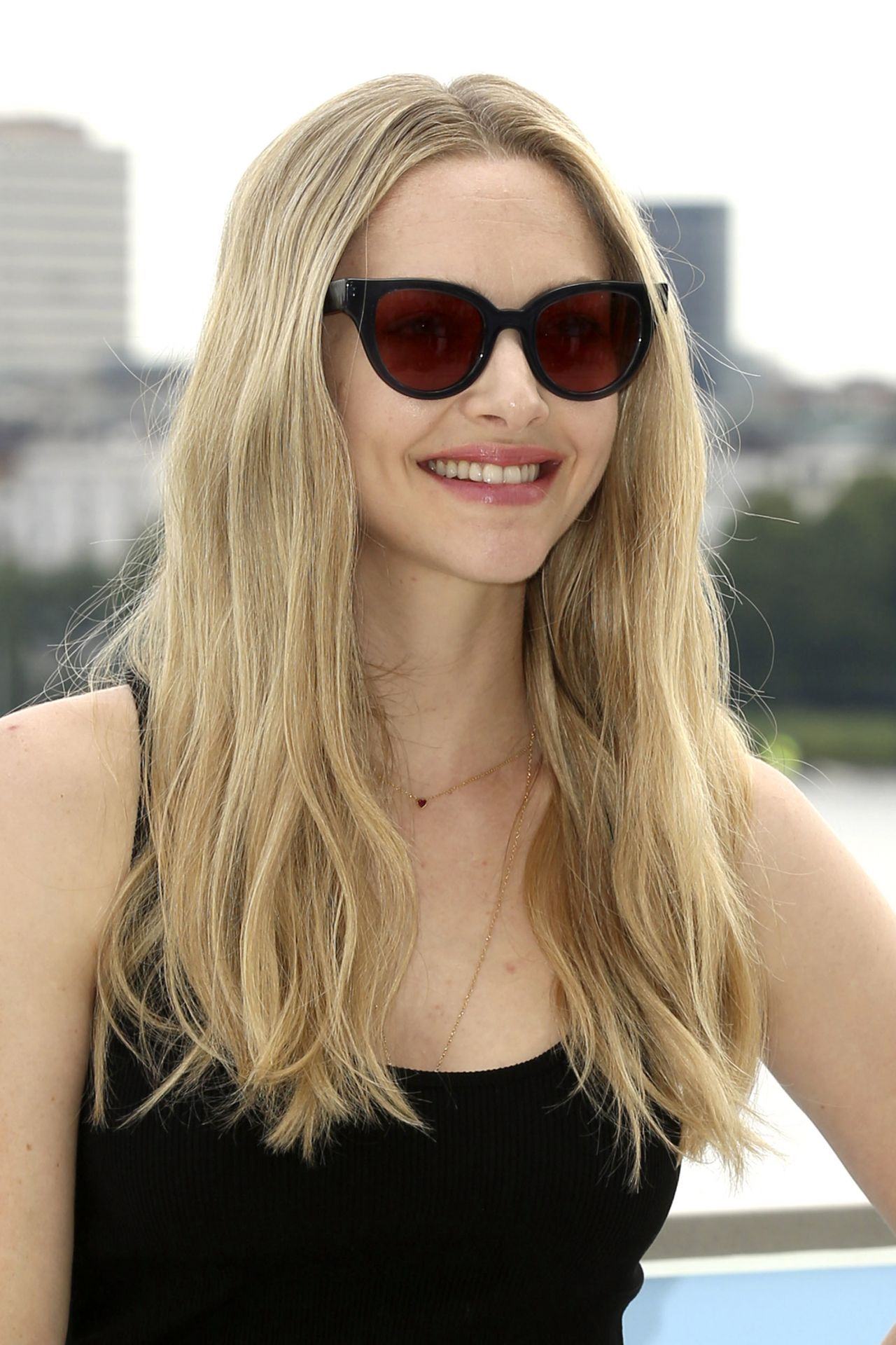 Amanda Seyfried - "Mamma Mia! Here We Go Again" Photocall ...