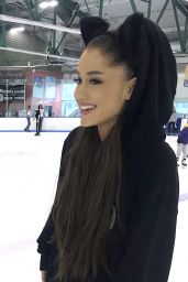 Ariana Grande and Pete Davidson - Ice Skating Date in NYC 07/06/2018