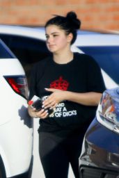 Ariel Winter - Out in Los Angeles 07/02/2018
