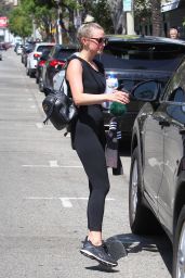 Ashlee Simpson - Leaves Tracy Anderson Workout Studio 07/19/2018