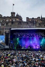 Bananarama - Performing Live in Edinburgh 07/20/2018