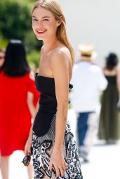 Camille Rowe – Christian Dior Show in Paris 07/02/2018