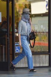 Charlize Theron - Incognito Leaves the AQ Nail Spa in Studio City 07/27/2018