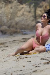 Claudia Alende in Bikini on the Beach in LA, July 2018