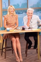 Holly Willoughby - This Morning TV Show in London 07/02/2018