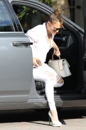 Jennifer Lopez - Arrives at the Studio in LA