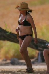 Julia Louis-Dreyfus in Bikini in Hawaii