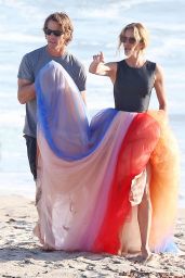 Julia Roberts - Photoshoot on the Beach in Malibu