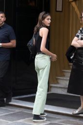 Kaia Gerber - Arrives at Her Hotel in Paris 07/03/2018