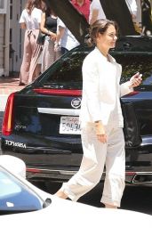 Katie Holmes - Lunch Meeting on the Beach Hotel in Santa Monica