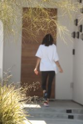 Kendall Jenner - Arriving at Ben Simmons’ House in LA 07/06/2018