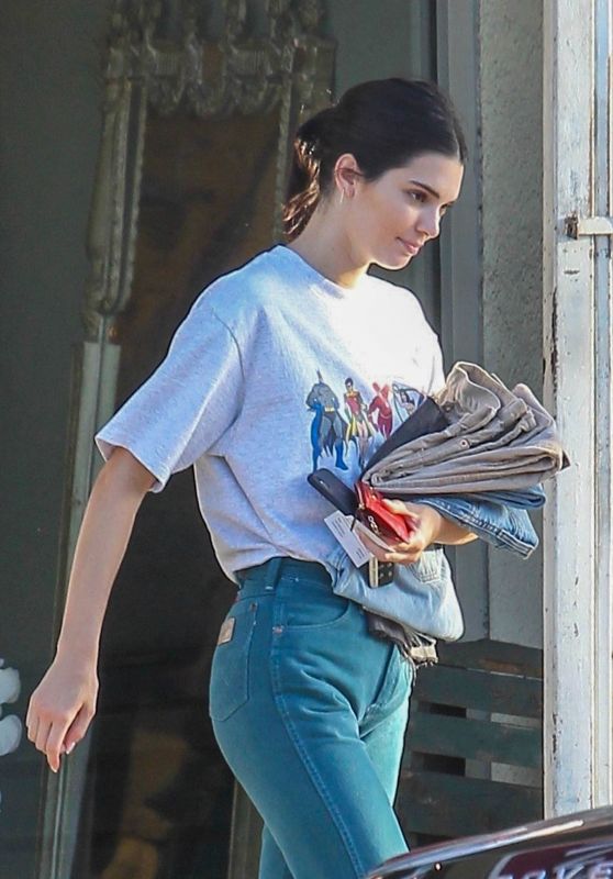 Kendall Jenner - Shopping in West Hollywood 06/30/2018