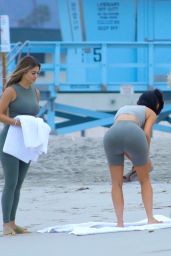 Kim Kardashian in Bikini - Working Out on the Beach in Los Angeles 07/11/2018
