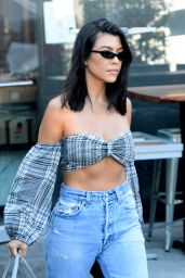 Kourtney Kardashian – Outside an Art Studio in Los Angeles 07/23/2018