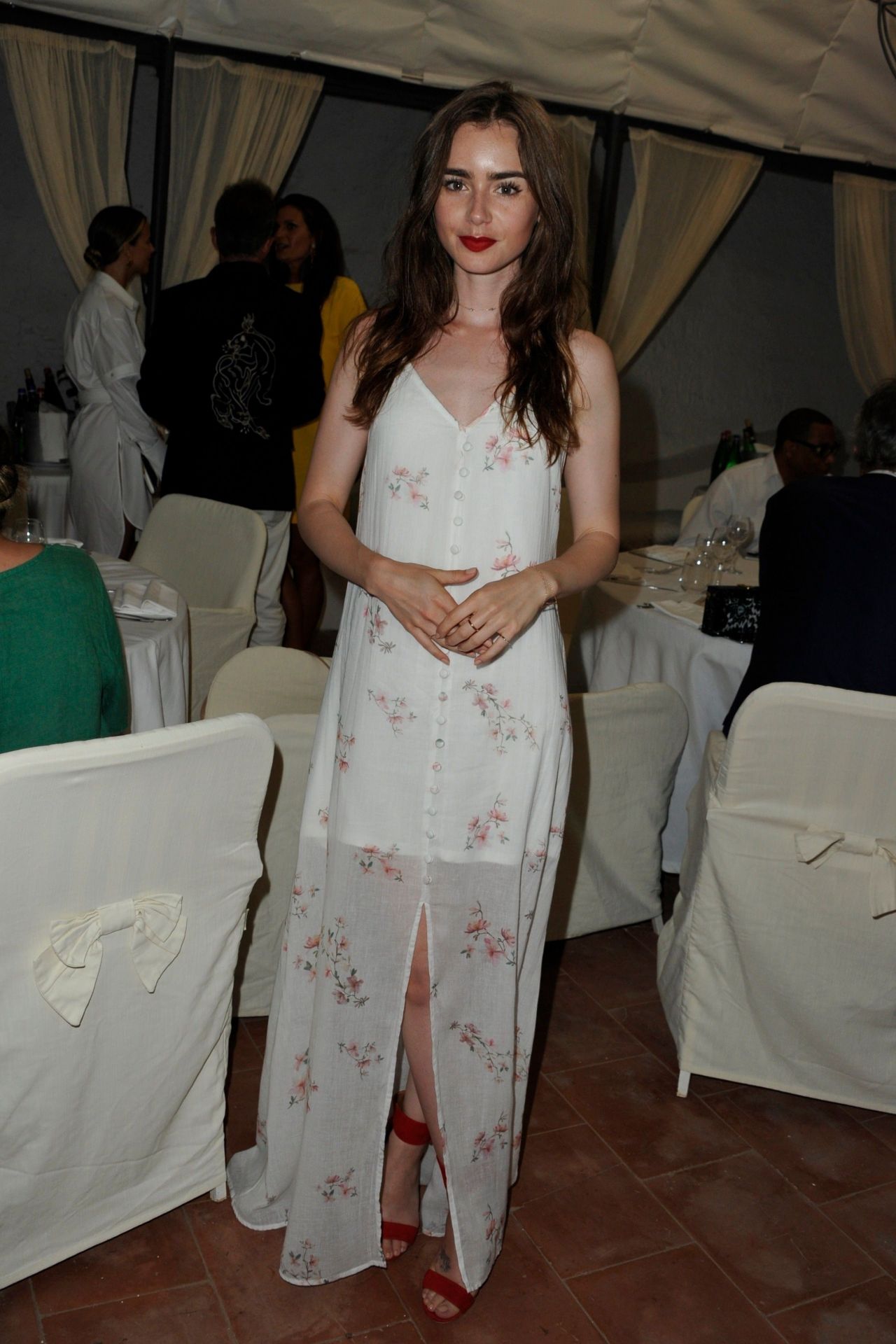 lily-collins-2018-ischia-global-film-music-fest-in-ischia-2.jpg