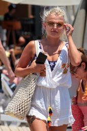 Lucy Fallon in Bikini in Mykonos 07/04/2018