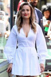 Rebecca Rittenhouse at BUILD Series in NYC 07/19/2018