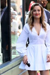 Rebecca Rittenhouse at BUILD Series in NYC 07/19/2018