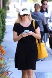 Reese Witherspoon - Running Errands in Brentwood 06/30/2018