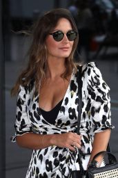 Sam Faiers - Leaving Park Plaza Westminster Hotel in London 07/05/2018