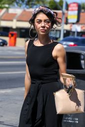 Sarah Hyland - Out in Hollywood 06/30/2018