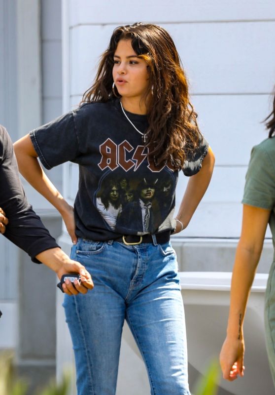 Selena Gomez in Jeans and AC/DC T-Shirt • CelebMafia