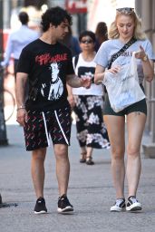 Sophie Turner and Joe Jonas Shopping in SoHo in NYC