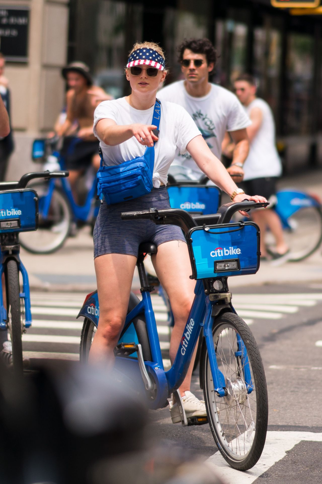 sophie-turner-and-priyanka-chopra-go-for-a-ride-on-citibikes-in-nyc-july-2018-0.jpg