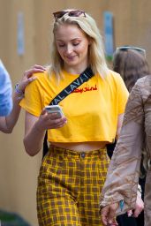 Sophie Turner - Reveals a New Tattoo on Her Left Bicep
