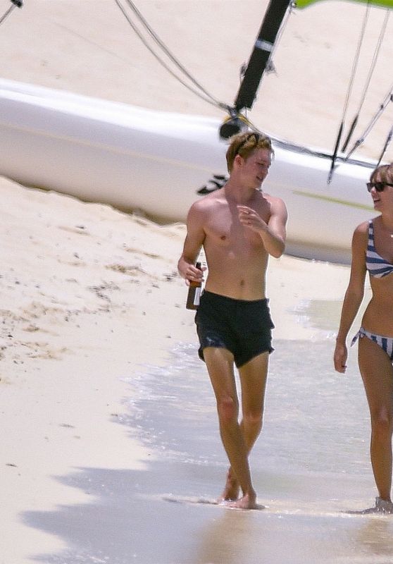Taylor Swift and Her Boyfriend Joe Alwyn at a Luxury Private resort in Turks and Caicos