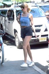 Taylor Swift - Heading to a Recording Studio in NYC 07/18/2018