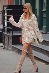 Taylor Swift in a Floral Dress and Large Sunglasses - NYC 07/15/2018