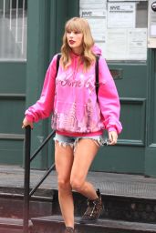 Taylor Swift - Out and About in NYC 07/21/2018