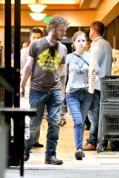 Anna Kendrick - Shopping for Groceries in LA 08/14/2018