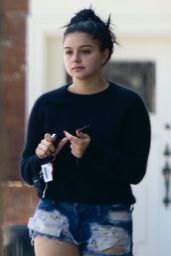 Ariel Winter - Leaving a Dry Cleaners in Studio City 08/28/2018