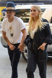 Ashlee Simpson at The Bowery Hotel in NYC 08/17/2018