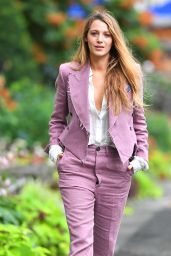 Blake Lively - Bryant Park in NYC 08/20/2018