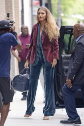 Blake Lively - Leaving Her Hotel in NY 08/17/2018
