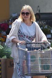 Cameron Diaz - Whole Foods in Glendale 08/25/2018