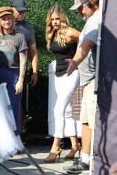 Denise Richards - Filming Interview at Extra in Studio City 08/13/2018