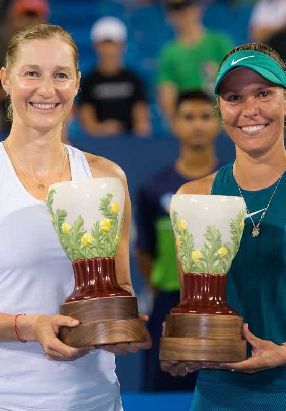 Ekaterina Makarova and Lucie Hradecka - 2018 Western and Southern Open in Cincinnati Final 08/18/2018
